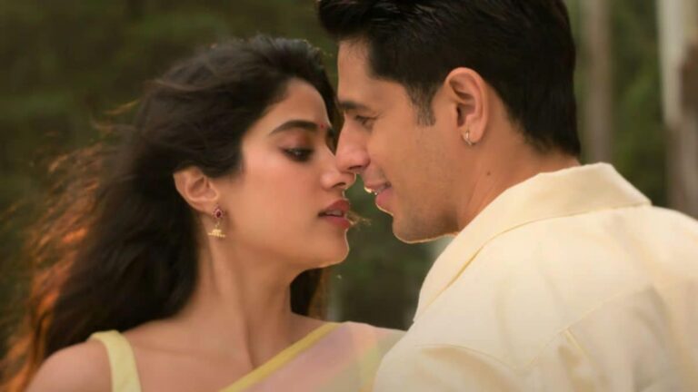 Sidharth Malhotra-Janhvi Kapoor’s Param Sundari Eyes Steady Start With Advance Bookings | Bollywood News