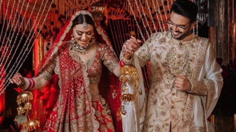 Hansika Motwani Deletes Wedding Photos With Sohael Khaturiya From Instagram Amid Divorce Rumours | Bollywood News