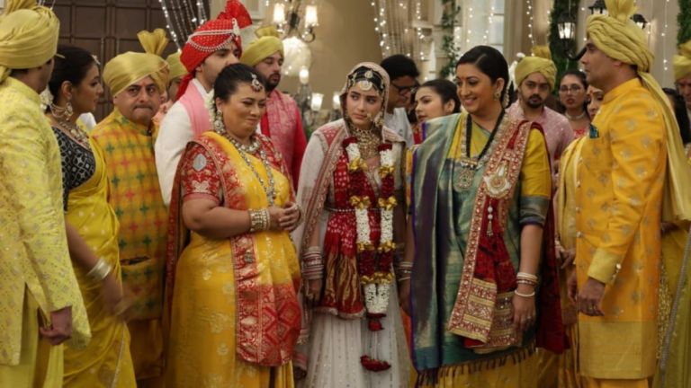 Kyunki Saas Bhi Kabhi Bahu Thi: Smriti Irani As Tulsi Moves Audience With Emotional Vidai Scene | Television News
