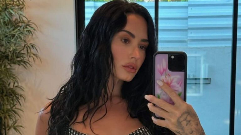 ‘I Was So Stoned’: Demi Lovato Reveals Truth Behind Singing To A ‘Ghost’ In 2021 | Hollywood News