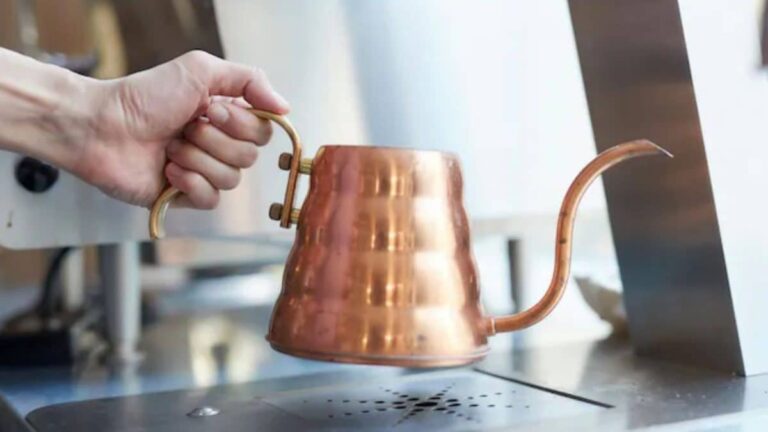 Why Ayurveda Recommends Drinking Water Stored In Copper Vessels | Health and Fitness News