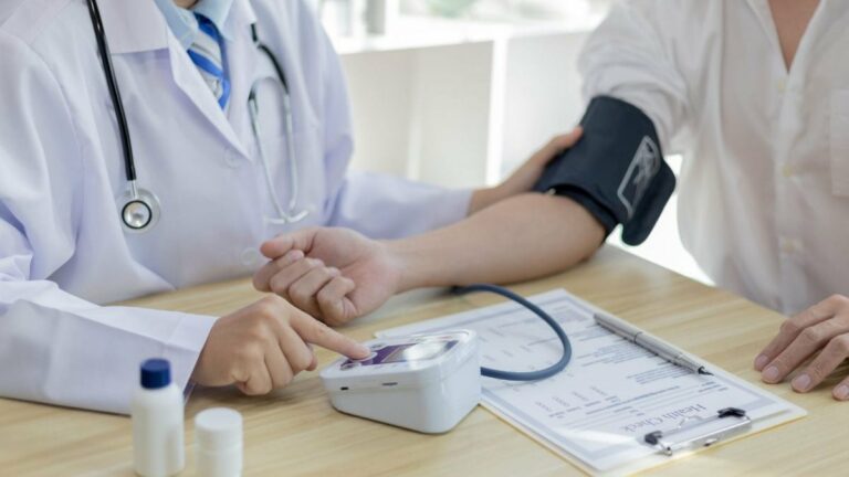 This Simple Change Is All You Need To Make To Manage Your Blood Pressure | Lifestyle News