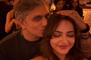 Aneet Padda Shares Unseen Photos With Saiyaara Director Mohit Suri, Says ‘Momo Makes Me Smile’ | Bollywood News