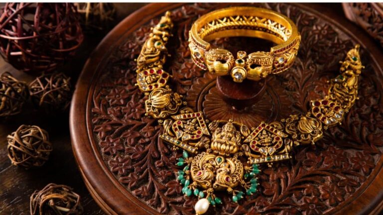5 Gold Buying Tips To Shop Smart And Avoid Being Cheated